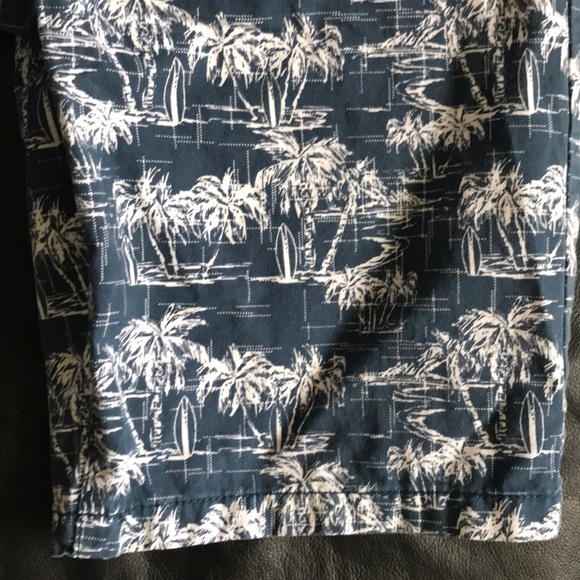 Penguin by Munsingwear Bermuda Shorts 18 - Picture 7 of 11